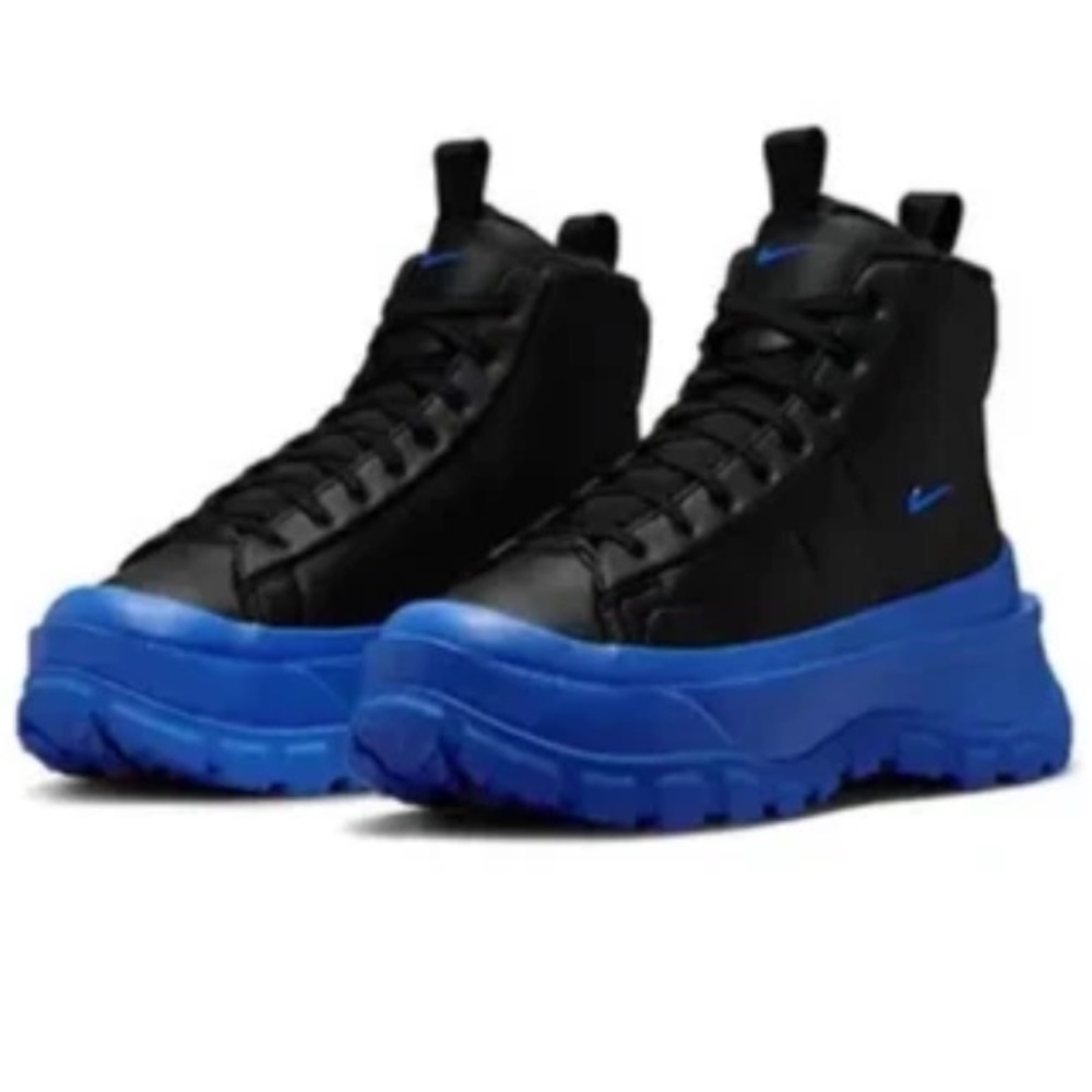 Nike Blazer Mid Roam Boots Women's 9.5 Black Blue Hiking Trail Winter Shoes NWOB
